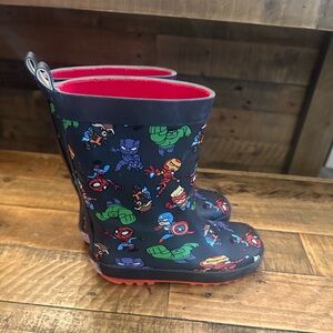 Toddler boys marvel rain boots - size 12